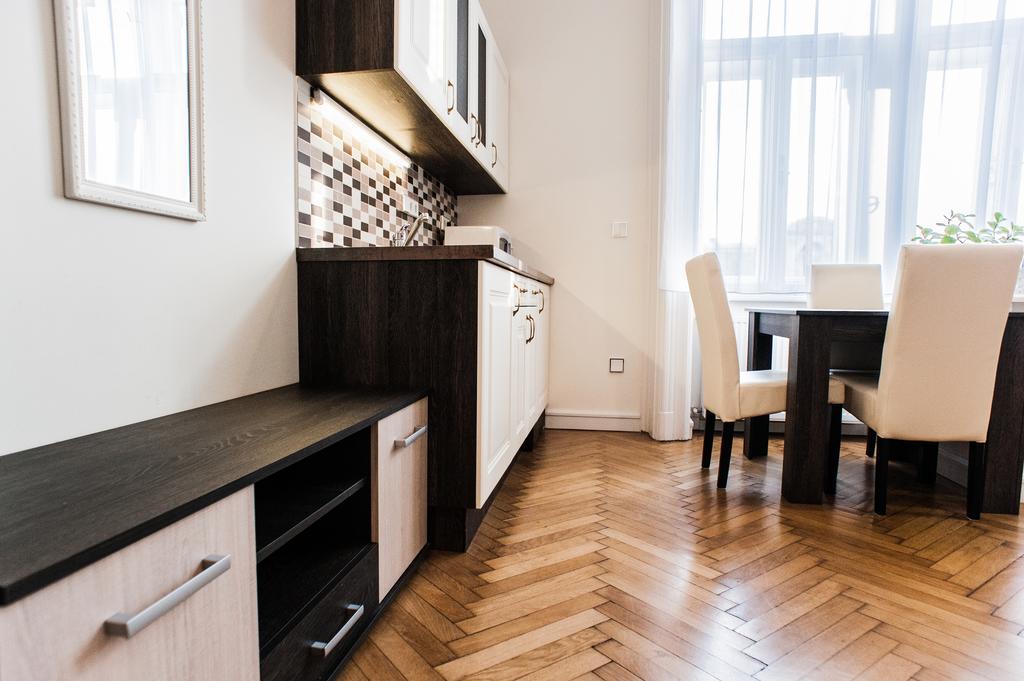 All In Apartman Apartment Budapest Room photo